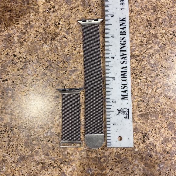 Press Play Stainless Steel Apple Watch Mesh Strap - Picture 4 of 11